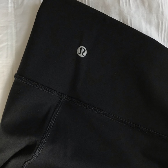 lululemon athletica Pants - Lulu lemon wunder under black leggings 28”